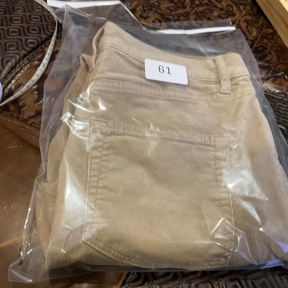 Loft corduroy pants, size 6/28, tan color, in excellent condition  Item #61 - Picture 7 of 7